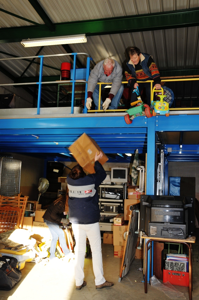 Chargement container 34