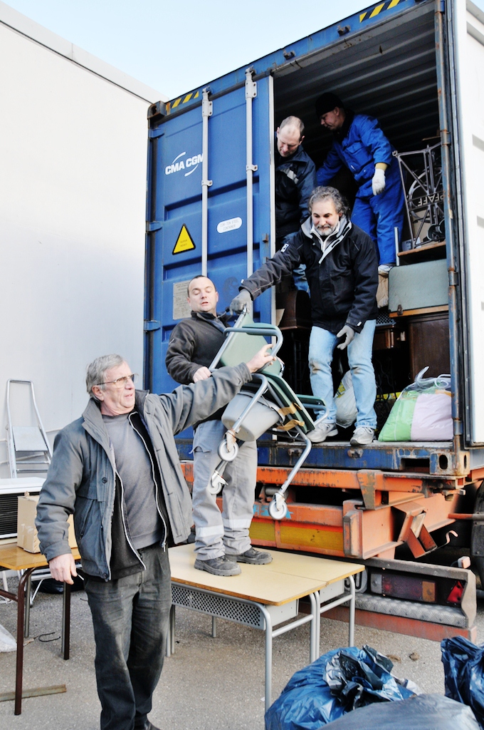 Chargement container 36